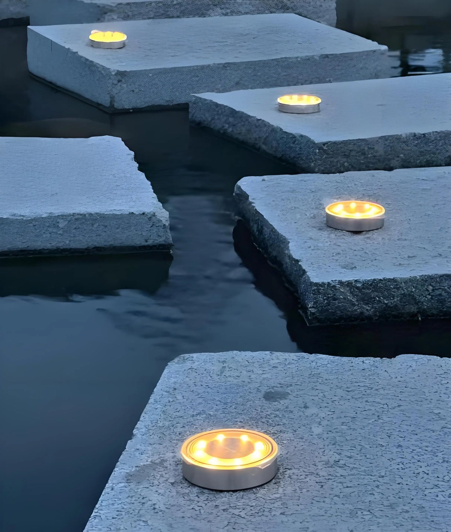 2 or 4 pcs Solar Ground Light, IP68 Waterproof LED with 10H Auto Lighting, Durable PP+PS for Pathway, Lawn, Patio & Driveway Decor